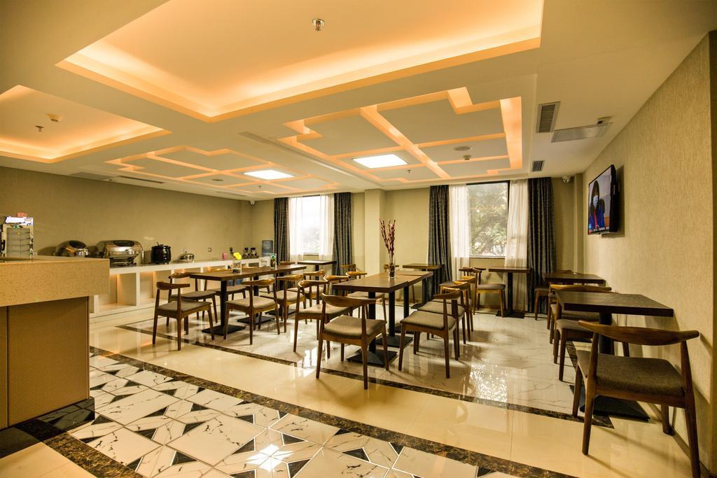Xinghe Hotel Guagnzhou East Railway Station Branch Гуанчжоу Экстерьер фото